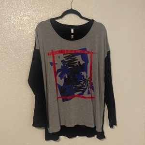 Kensie baseball style long sleeve tee